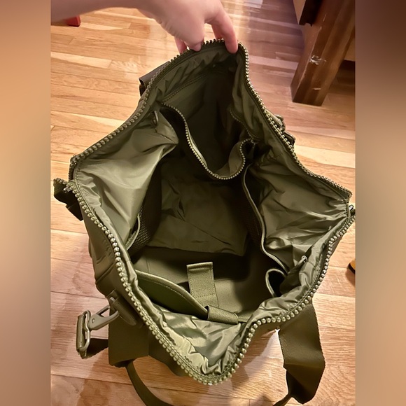 Danger Dover Messenger Bag - Picture 9 of 14